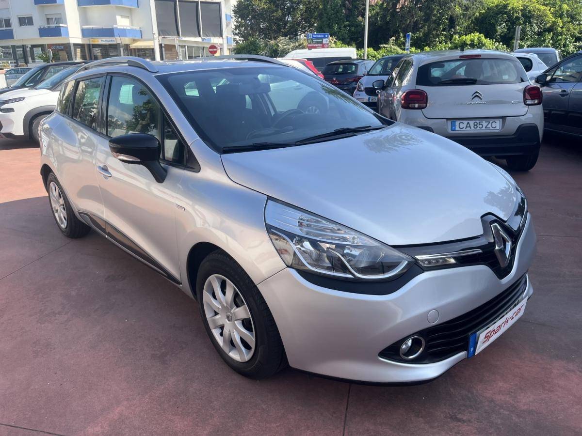 renault-clio-sport-tourer-2016-diesel-1461cc