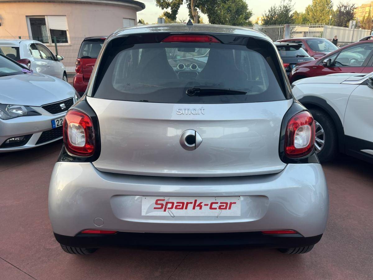 smart-forfour-2015-gasolina-999cc