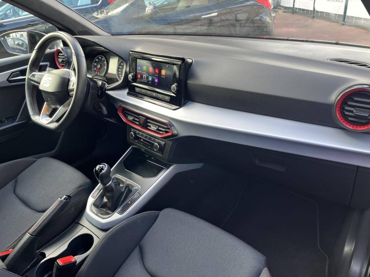 seat-arona-2022-gasolina-999cc