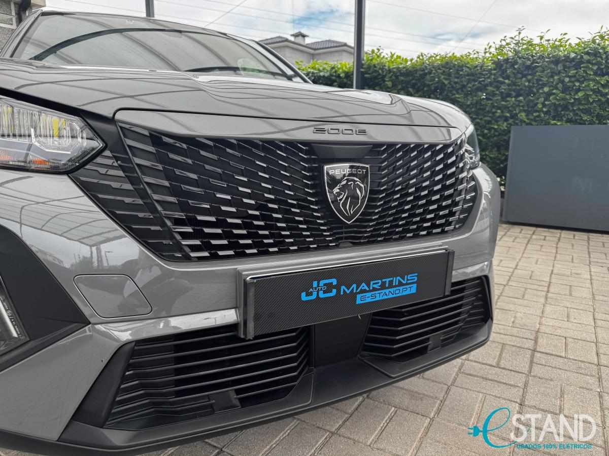peugeot-e-2008-136-2024-eletrico