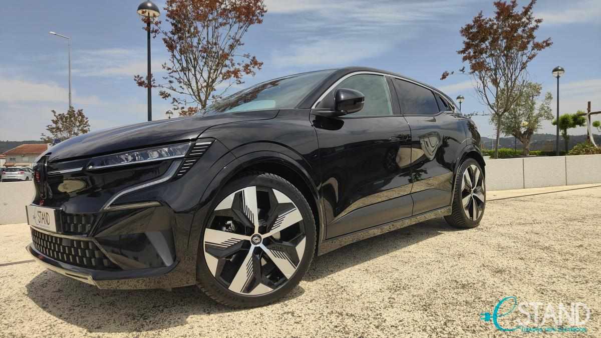 renault-megane-e-tech-ev60-2023-eletrico