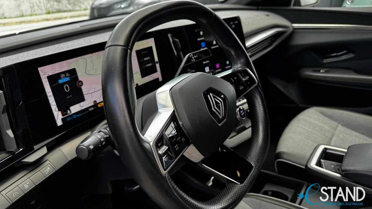 renault-megane-e-tech-ev60-2023-eletrico