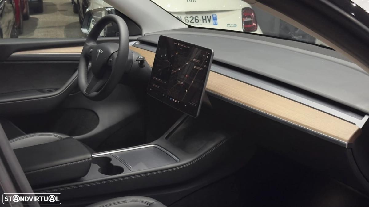 tesla-model-y-2023-eletrico-0cc