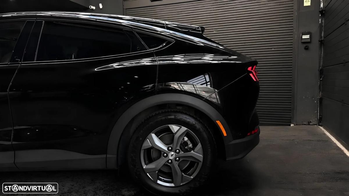 ford-mustang-mach-e-2022-eletrico-0cc