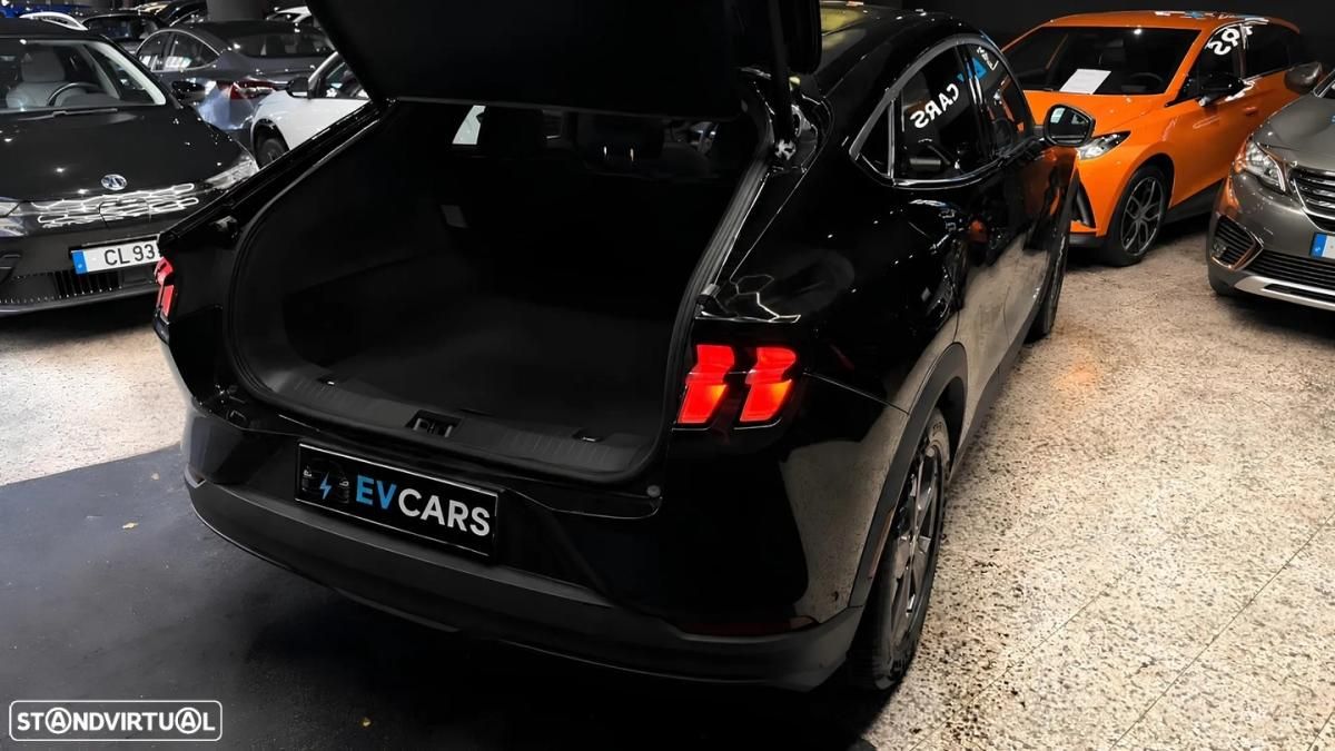 ford-mustang-mach-e-2022-eletrico-0cc