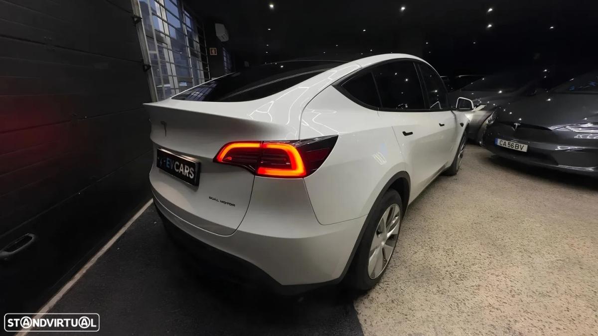tesla-model-y-2022-eletrico-0cc