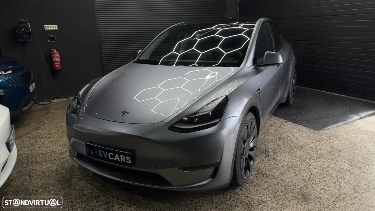 tesla-model-y-2023-eletrico-0cc