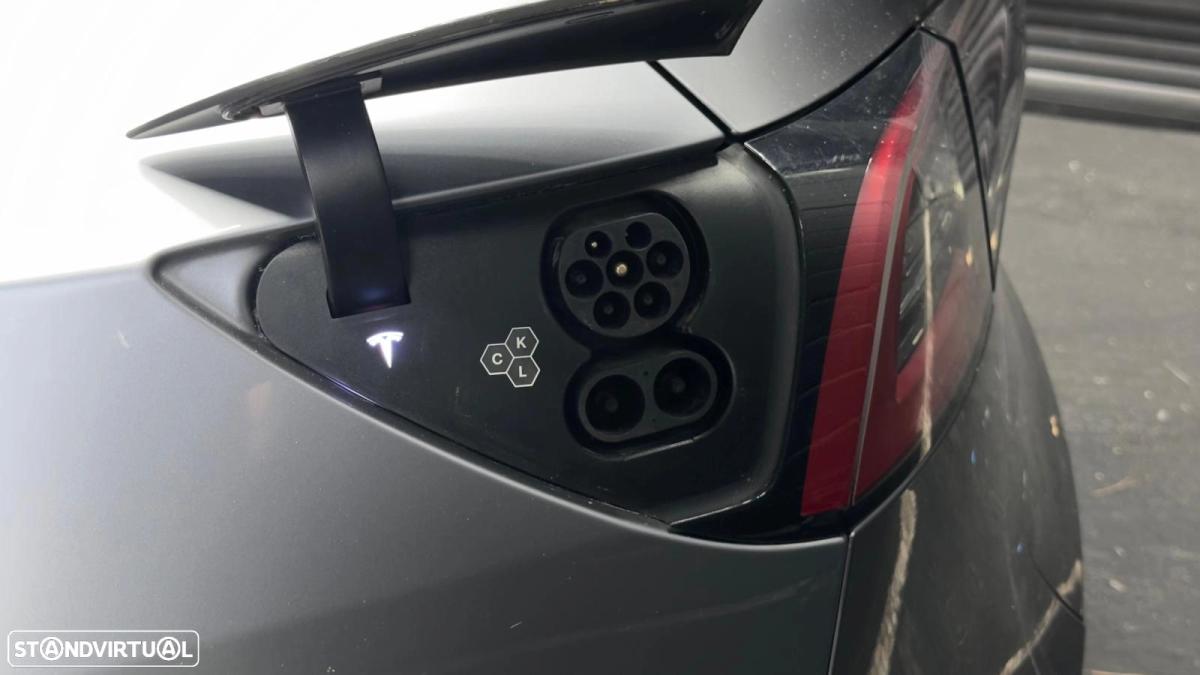 tesla-model-y-2023-eletrico-0cc