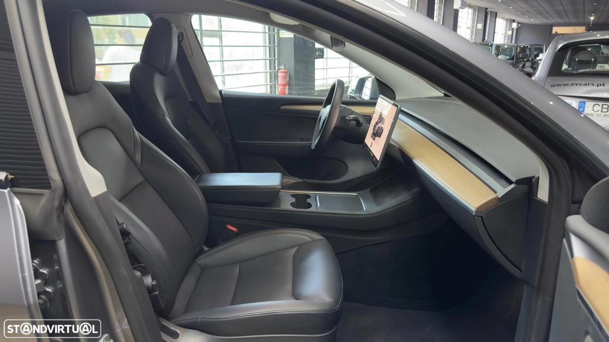 tesla-model-y-2023-eletrico-0cc