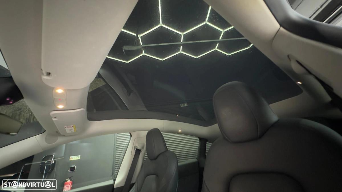 tesla-model-y-2023-eletrico-0cc