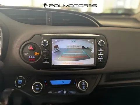 toyota-yaris-2018-gasolina-1496cc
