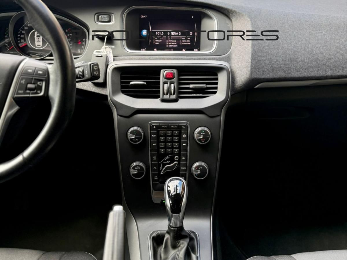 volvo-v40-2017-gasolina-1498cc