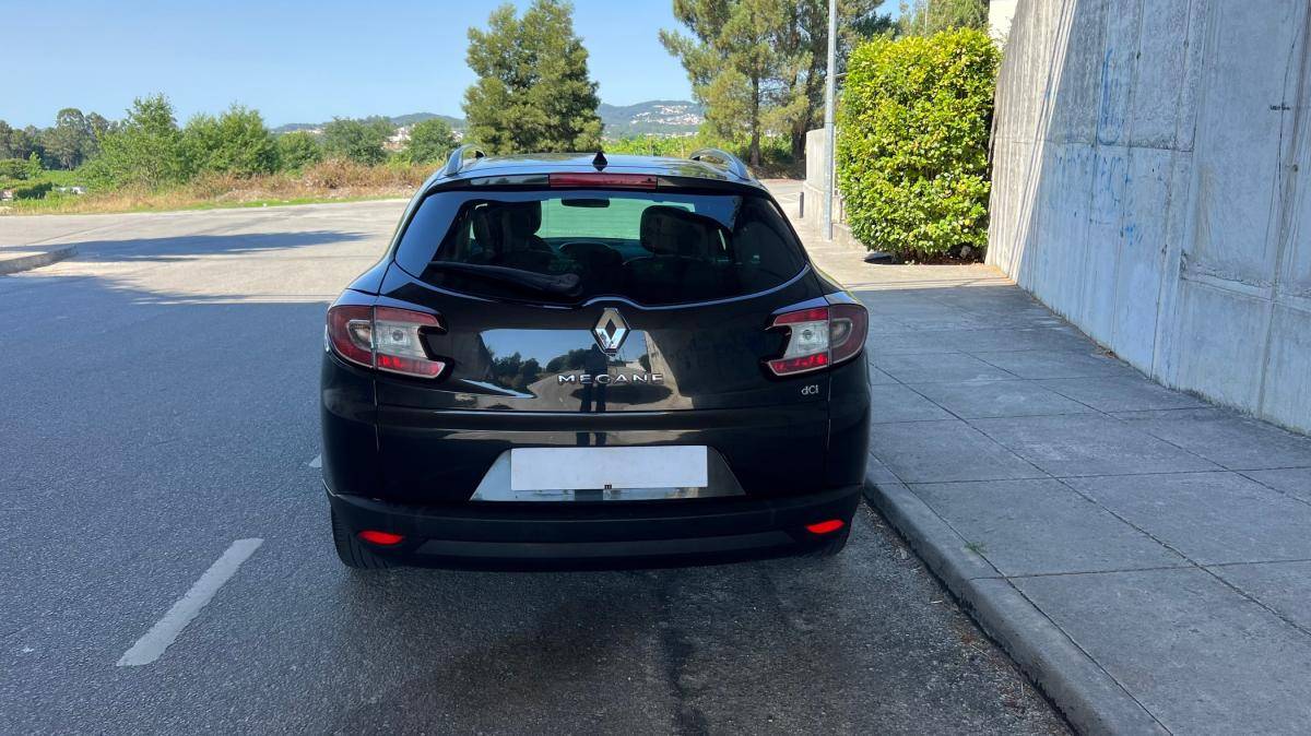 renault-megane-sport-tourer-2009-diesel-1461cc