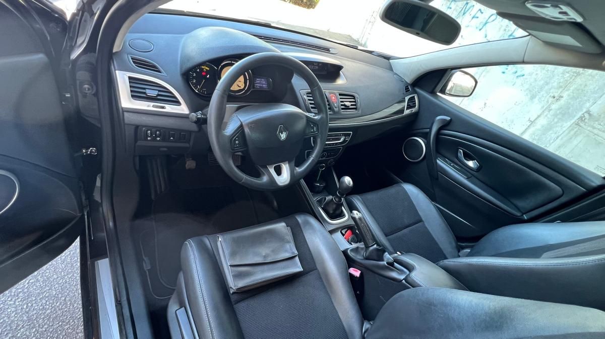 renault-megane-sport-tourer-2009-diesel-1461cc