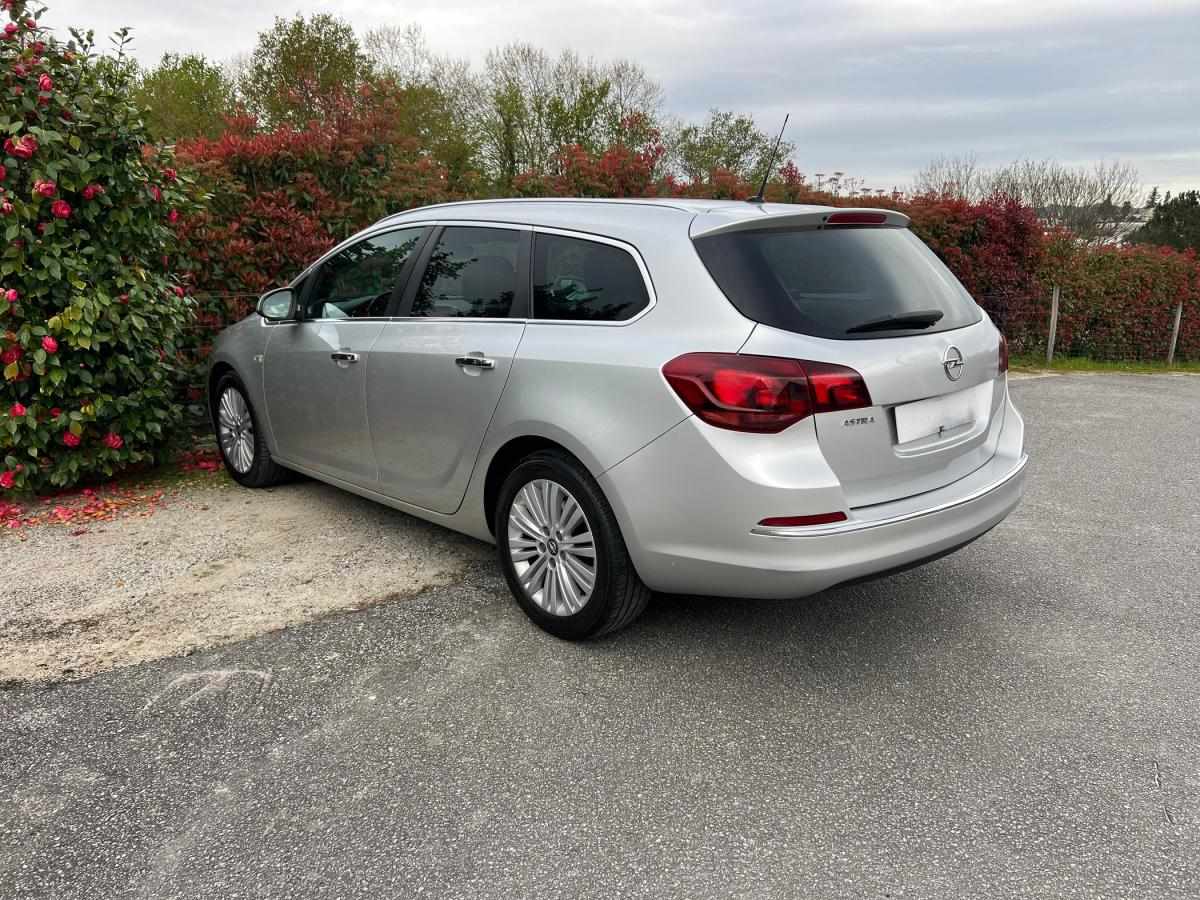 opel-astra-sport-tourer-2013-diesel-1686cc