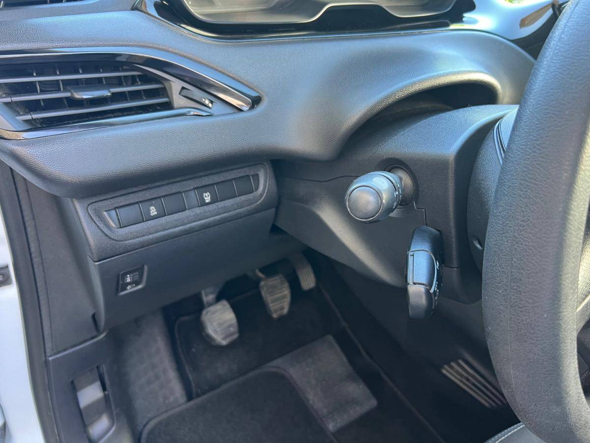 peugeot-208-2015-diesel-1398cc
