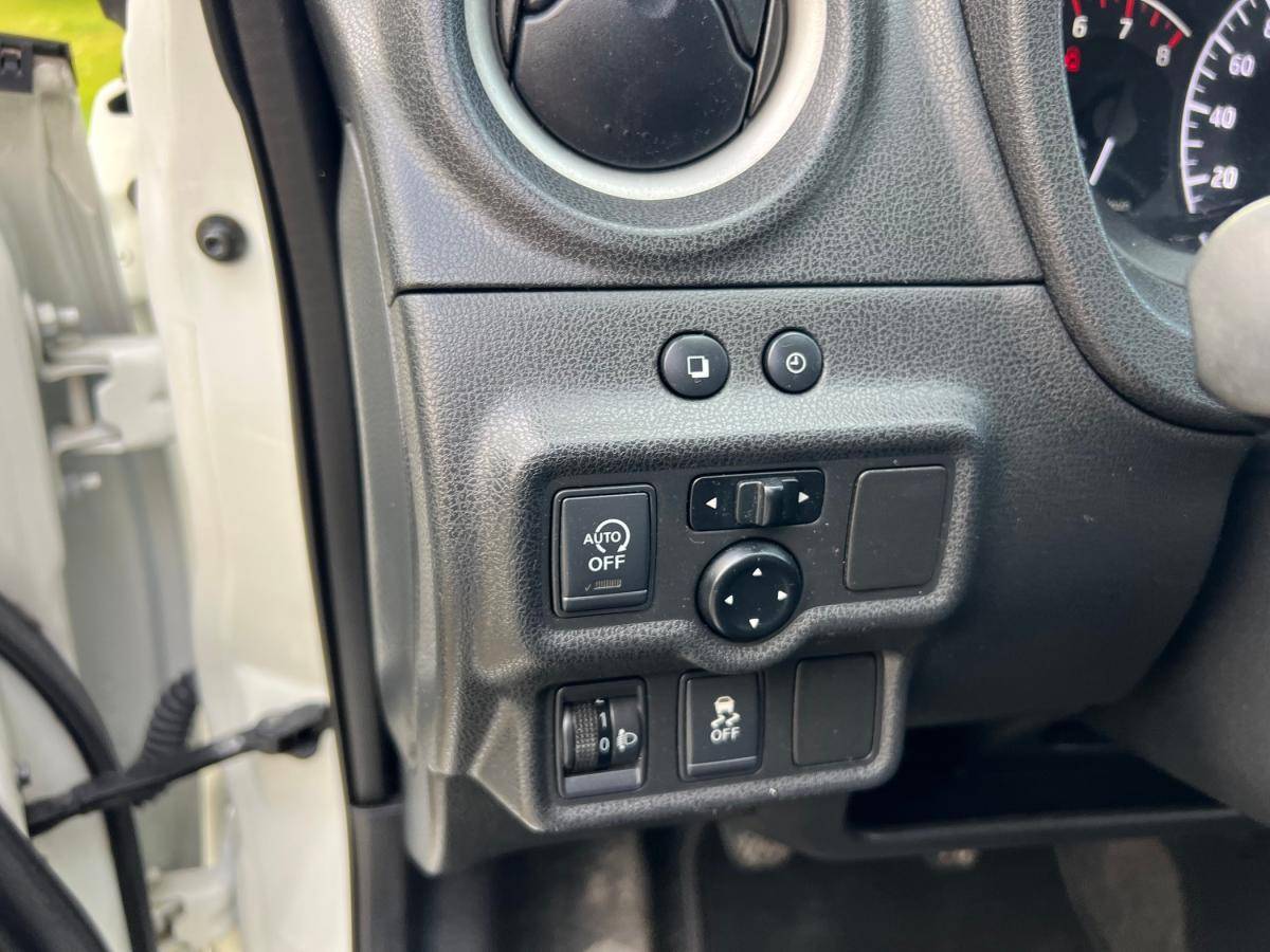 nissan-note-2014-gasolina-1198cc