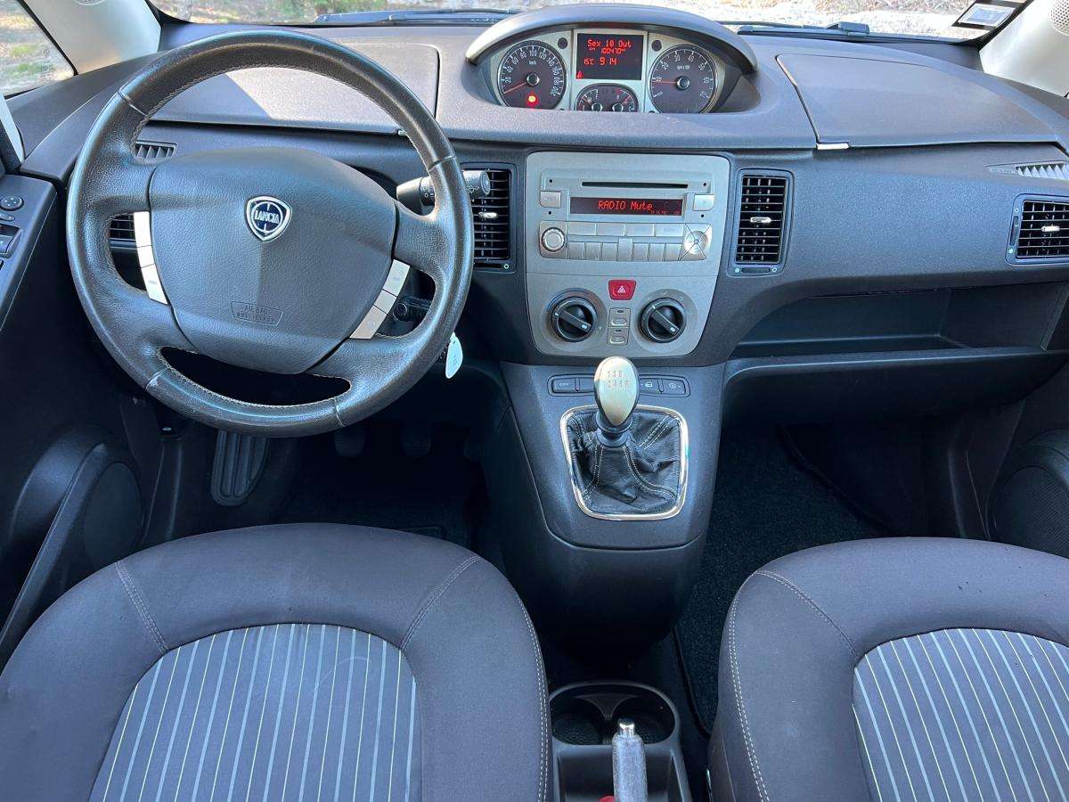 lancia-musa-2010-gasolina-1368cc