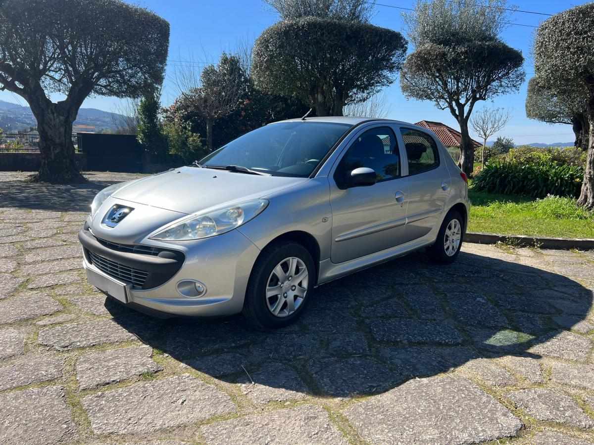peugeot-206-2011-gasolina-1124cc