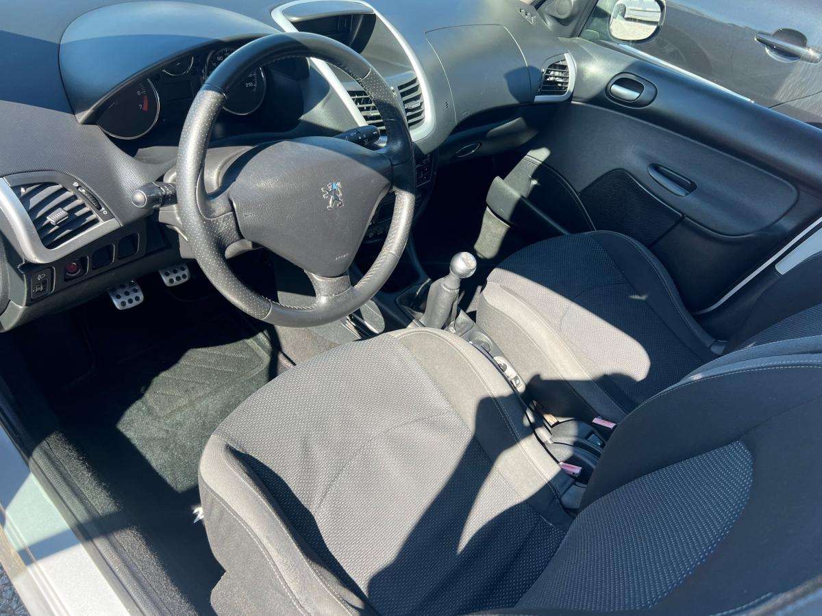 peugeot-206-2011-gasolina-1124cc