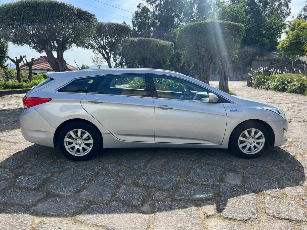 hyundai-i40-sw-2015-diesel-1685cc
