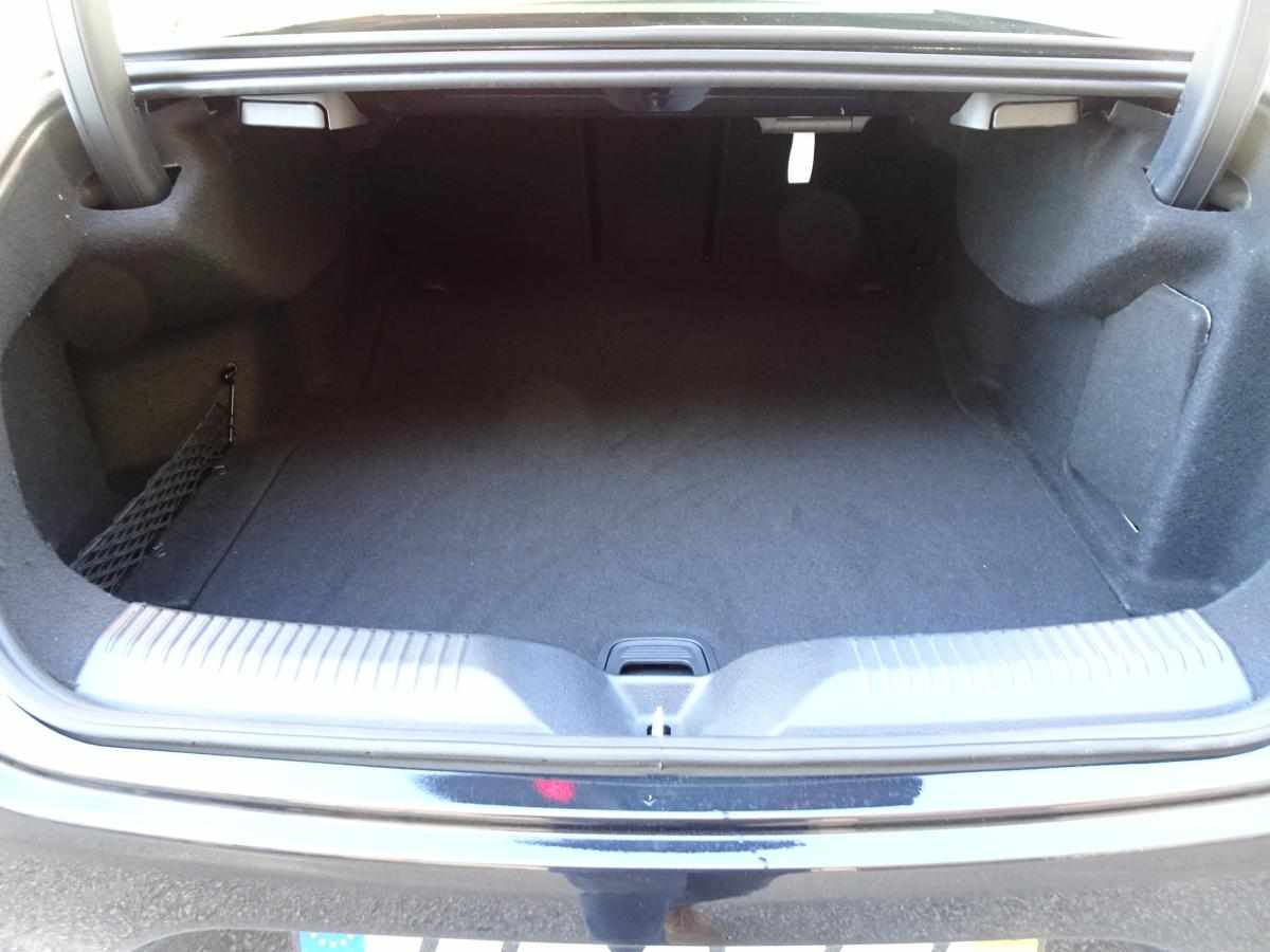 mercedes-benz-cls-300-d-2019-diesel-1950cc