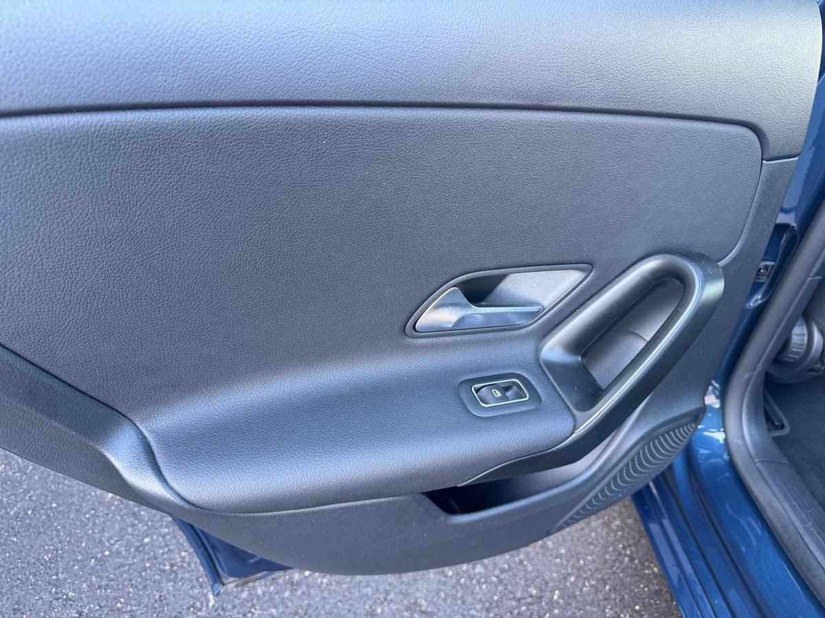 mercedes-benz-classe-a-a-250-e-2022-gasolina-1332cc