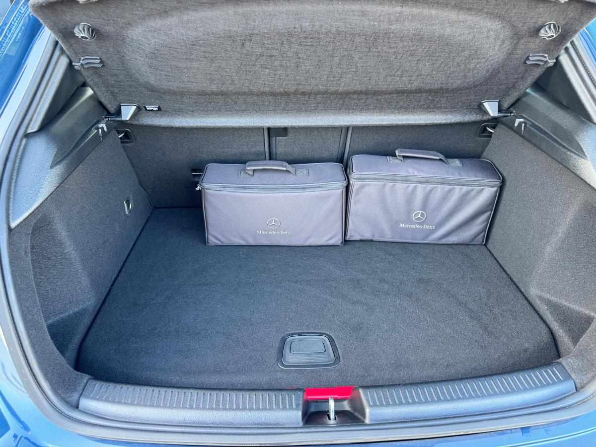mercedes-benz-classe-a-a-250-e-2022-gasolina-1332cc