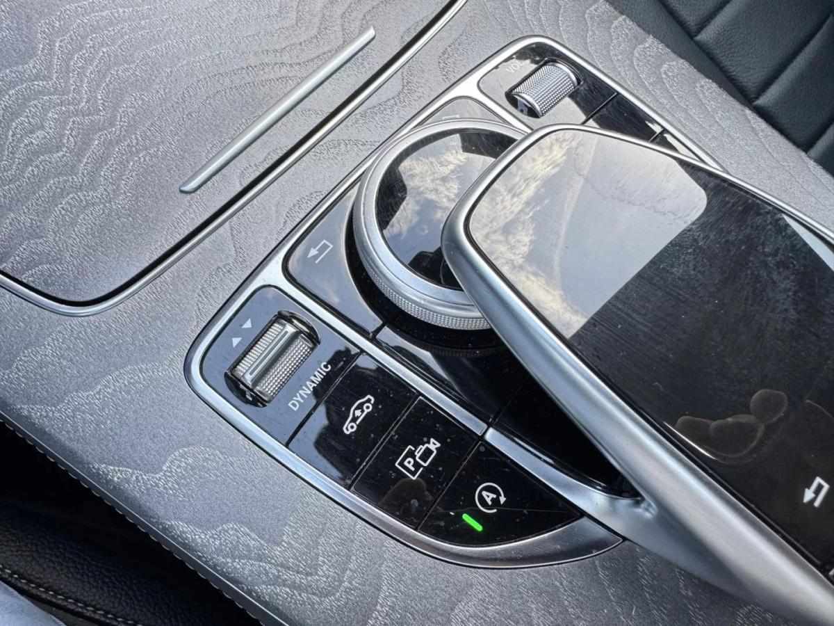 mercedes-benz-cls-2019-diesel-1950cc