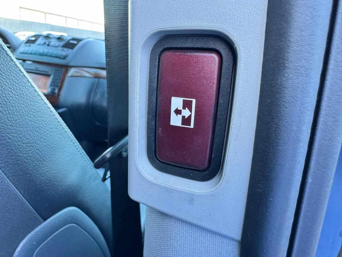 mercedes-benz-viano-2-2-cdi-4matic-2012-diesel-2143cc