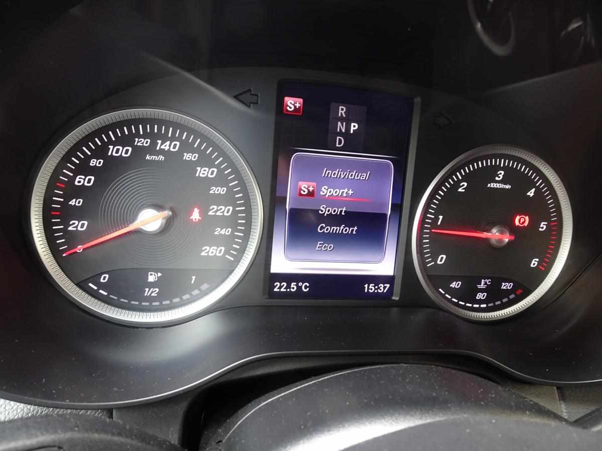 mercedes-benz-glc-250-d-2-1-4matic-2015-diesel-2143cc