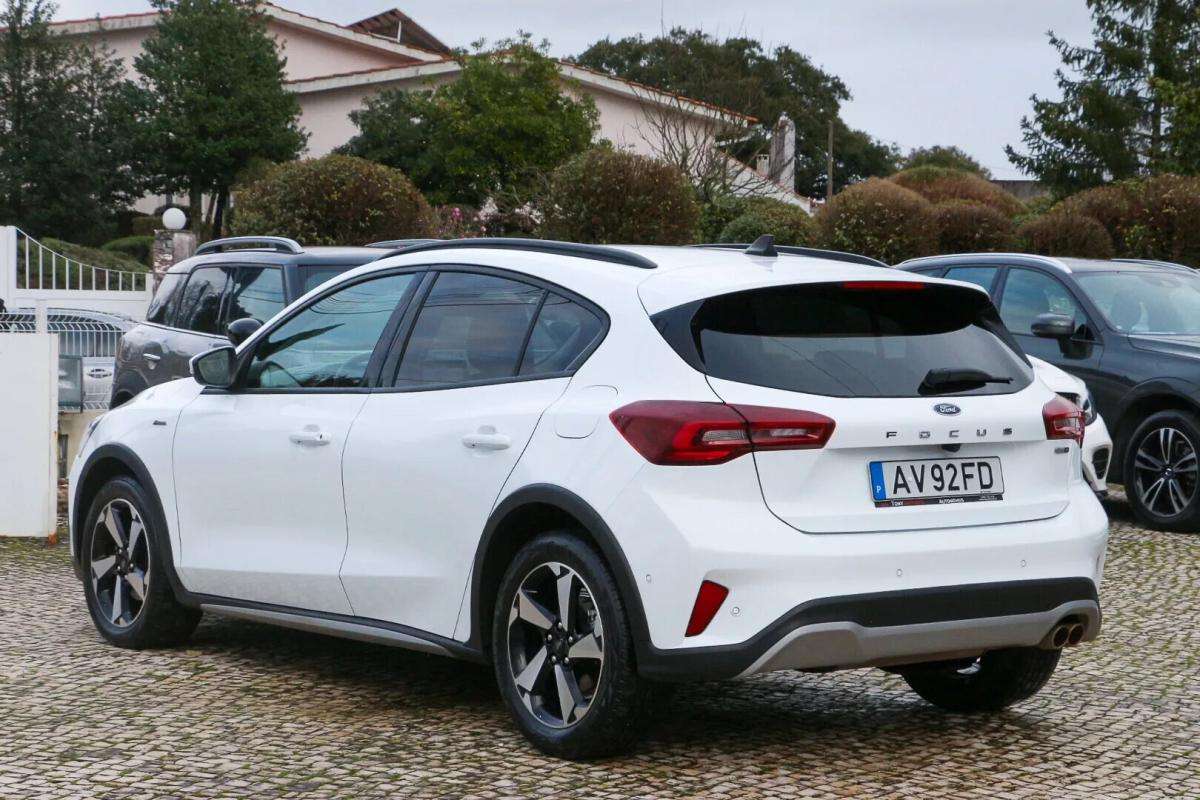 ford-focus-2022-gasolina-998cc