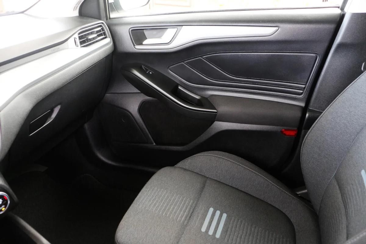 ford-focus-2022-gasolina-998cc