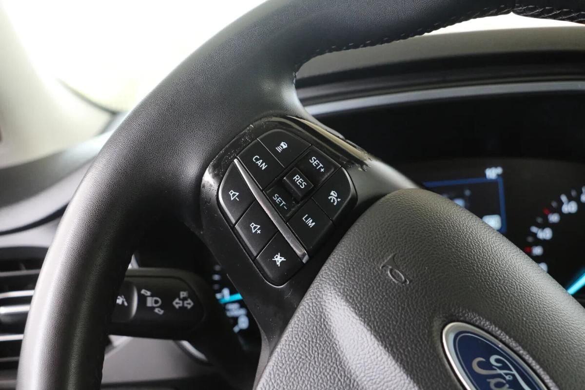 ford-focus-2022-gasolina-998cc