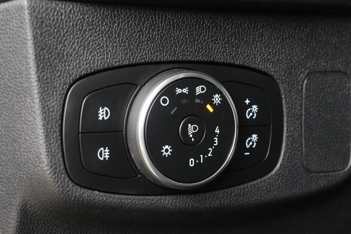 ford-focus-2022-gasolina-998cc