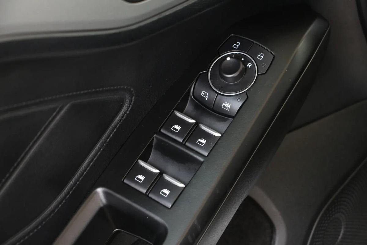 ford-focus-2022-gasolina-998cc