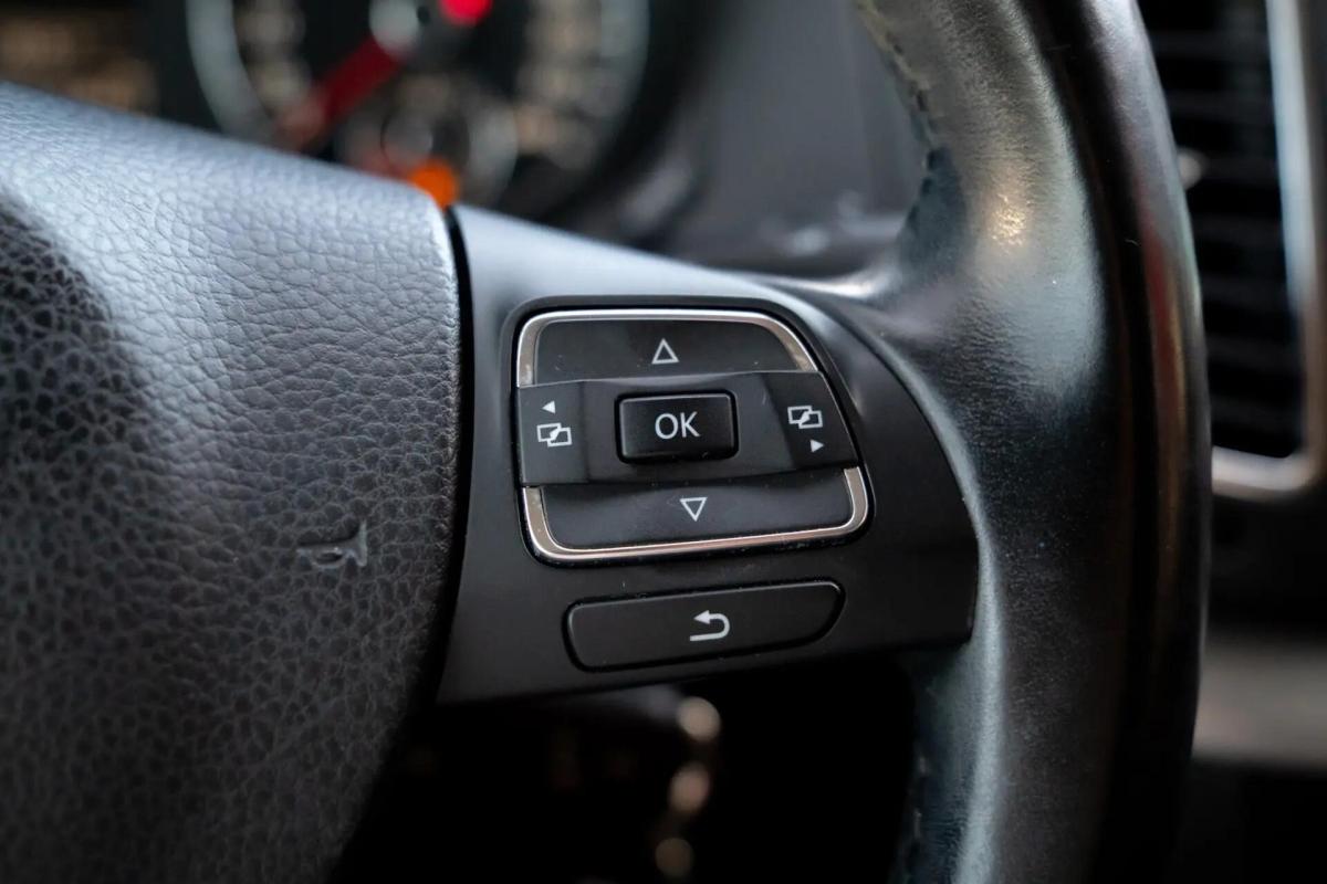 volkswagen-sharan-2013-diesel-1968cc