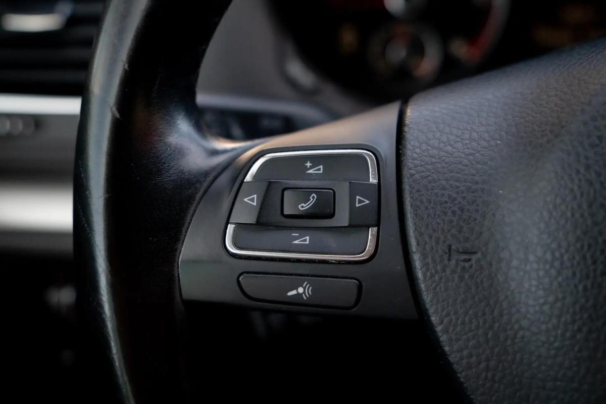volkswagen-sharan-2013-diesel-1968cc