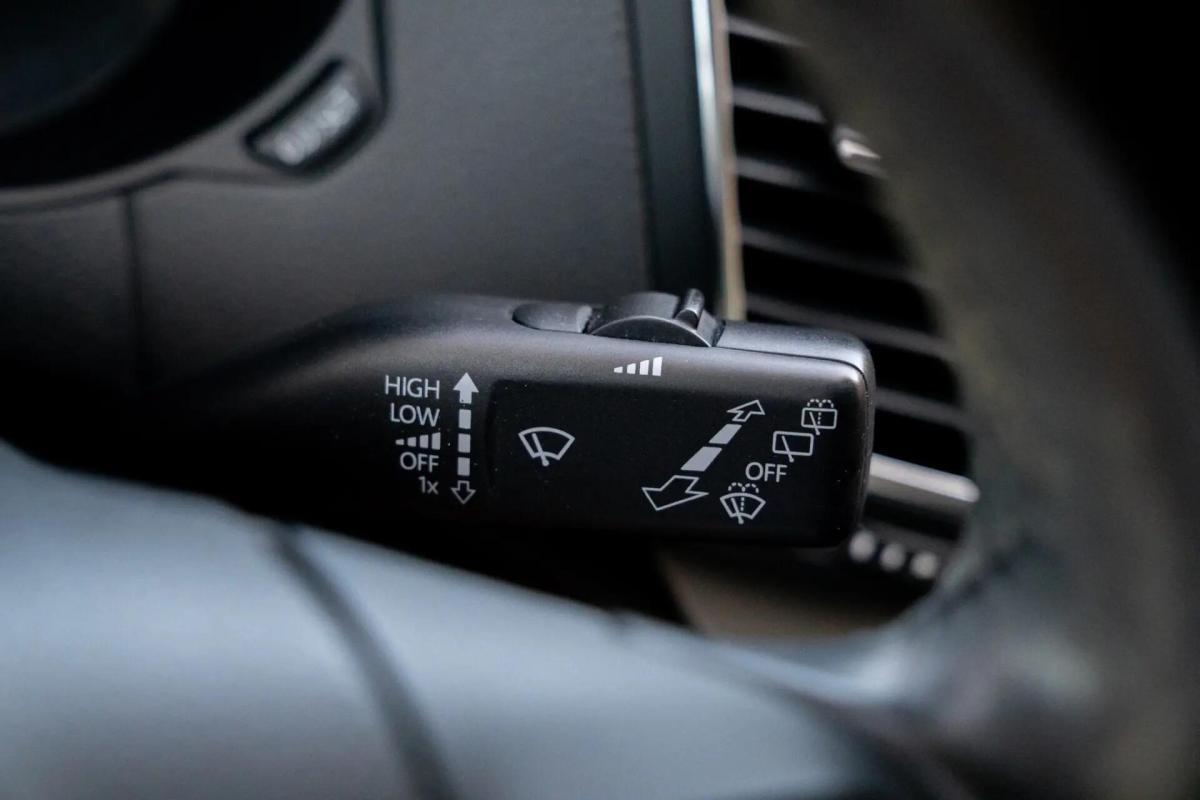 volkswagen-sharan-2013-diesel-1968cc
