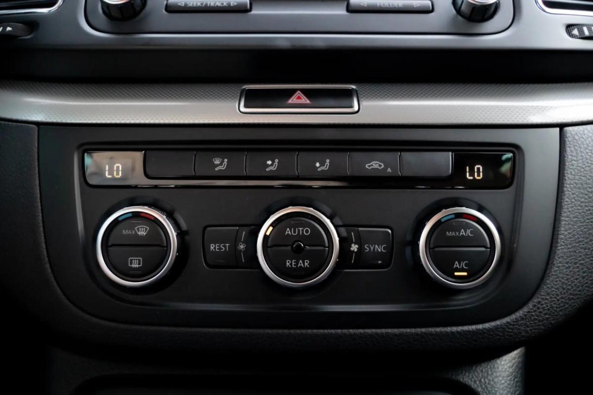 volkswagen-sharan-2013-diesel-1968cc