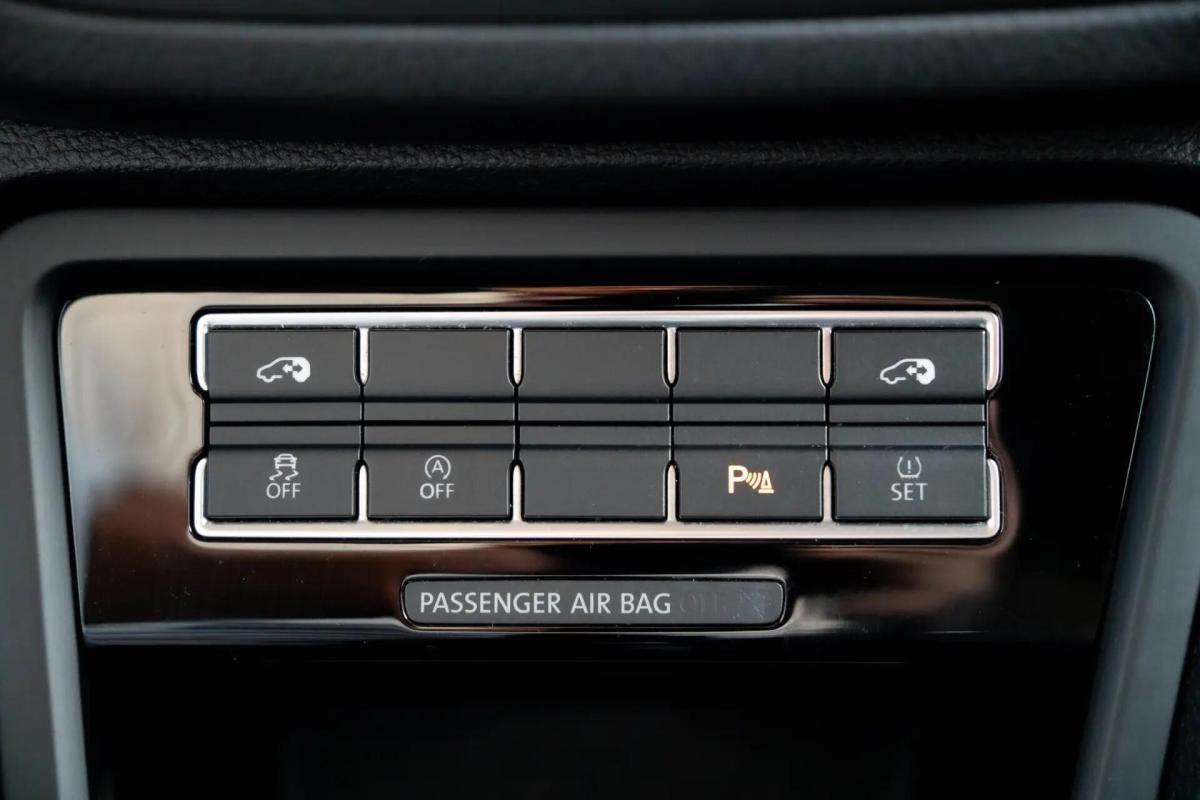volkswagen-sharan-2013-diesel-1968cc