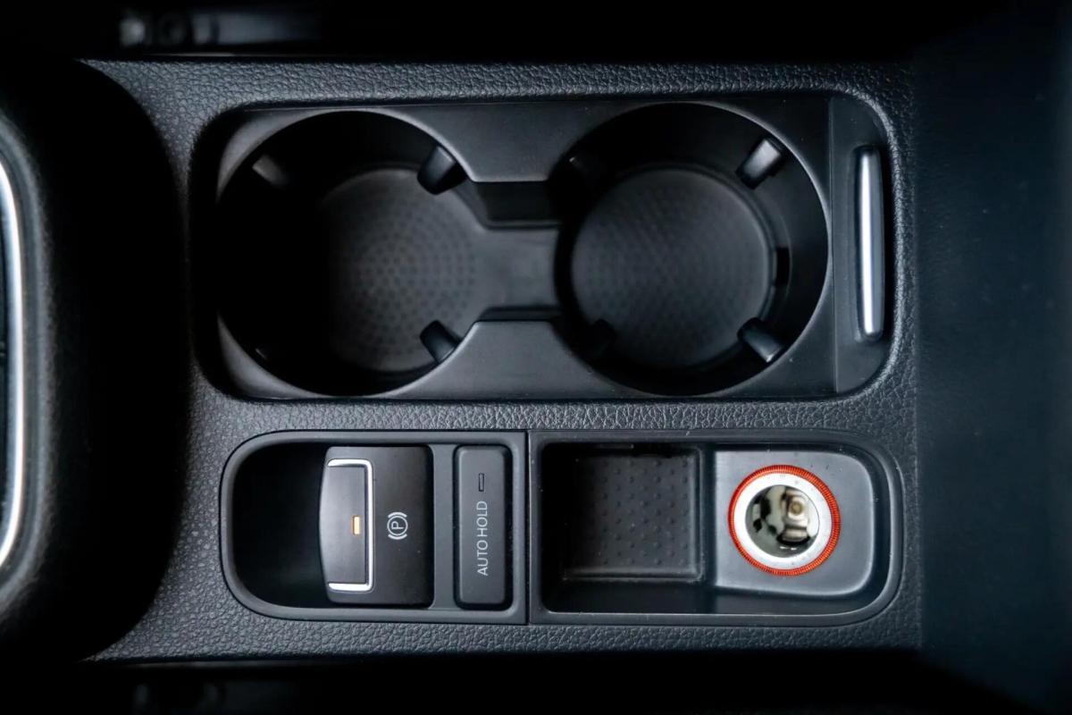 volkswagen-sharan-2013-diesel-1968cc