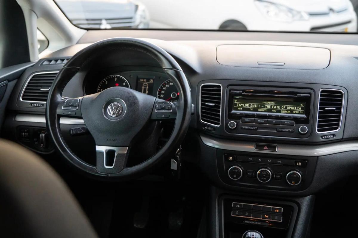 volkswagen-sharan-2013-diesel-1968cc