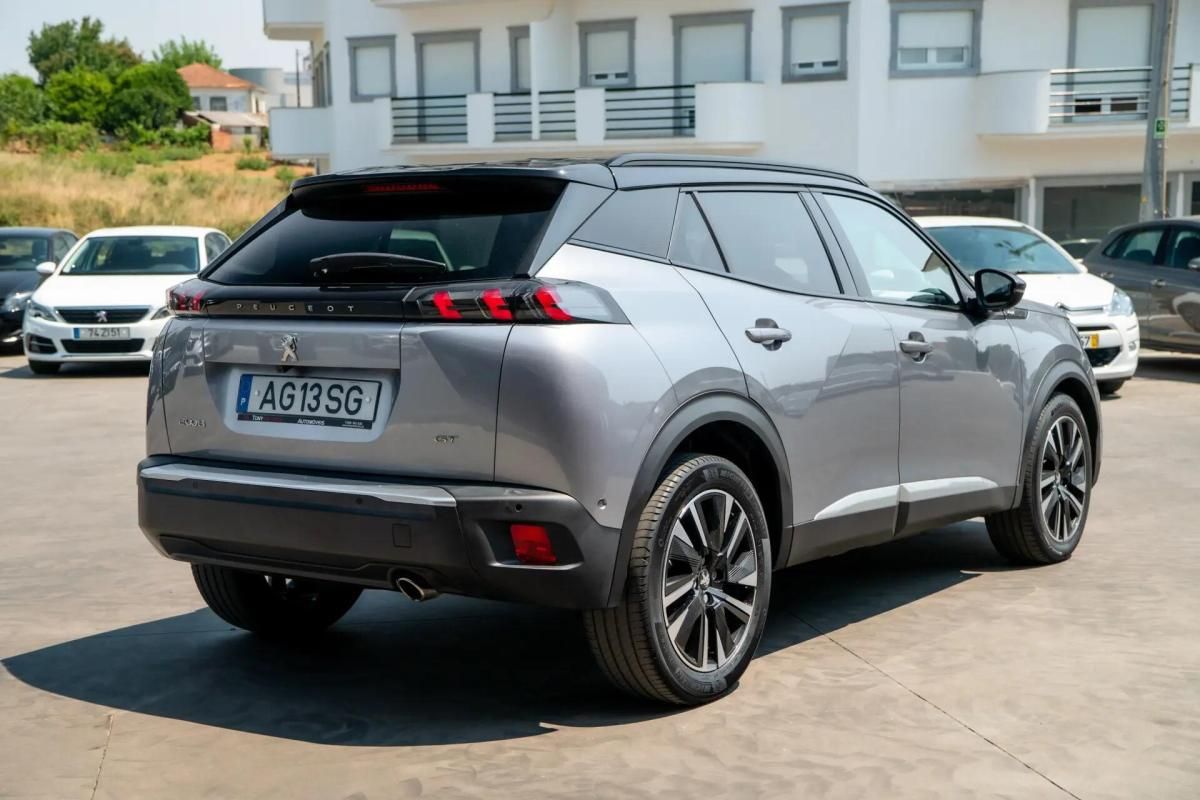 peugeot-2008-2021-diesel-1499cc