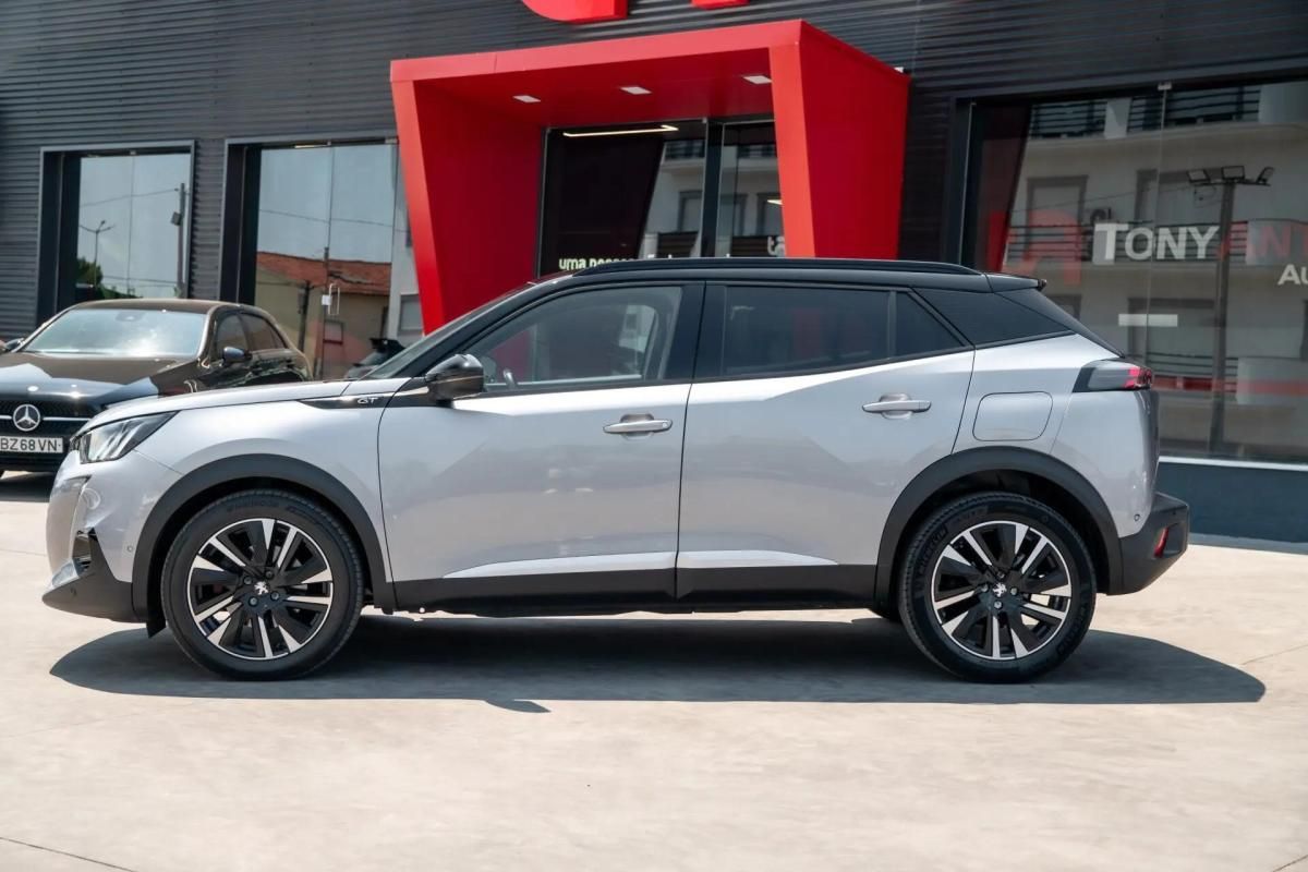 peugeot-2008-2021-diesel-1499cc