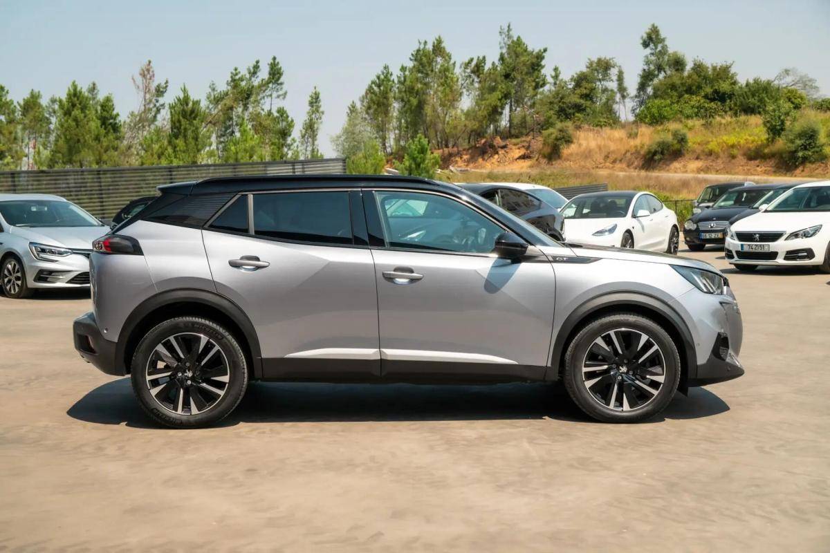 peugeot-2008-2021-diesel-1499cc