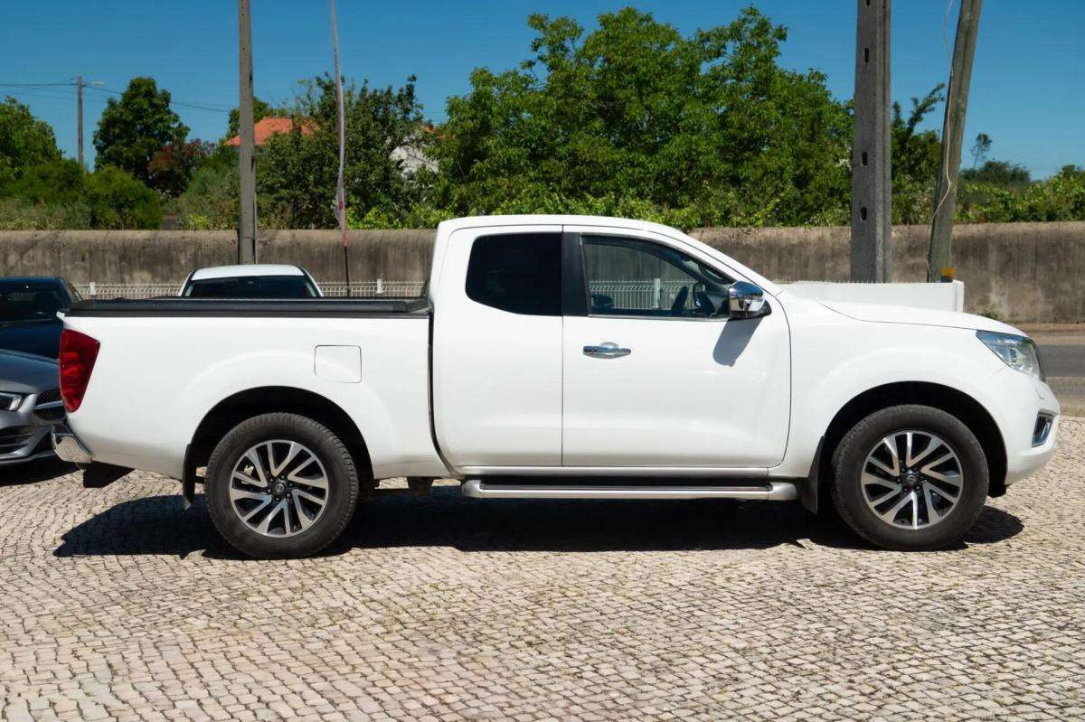 nissan-navara-2017-diesel-2298cc