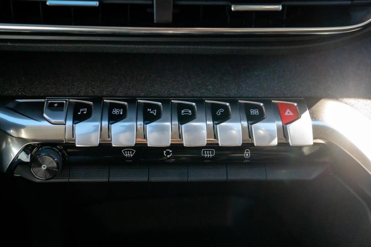 peugeot-3008-2021-hibrido-a-gasolina-1598cc