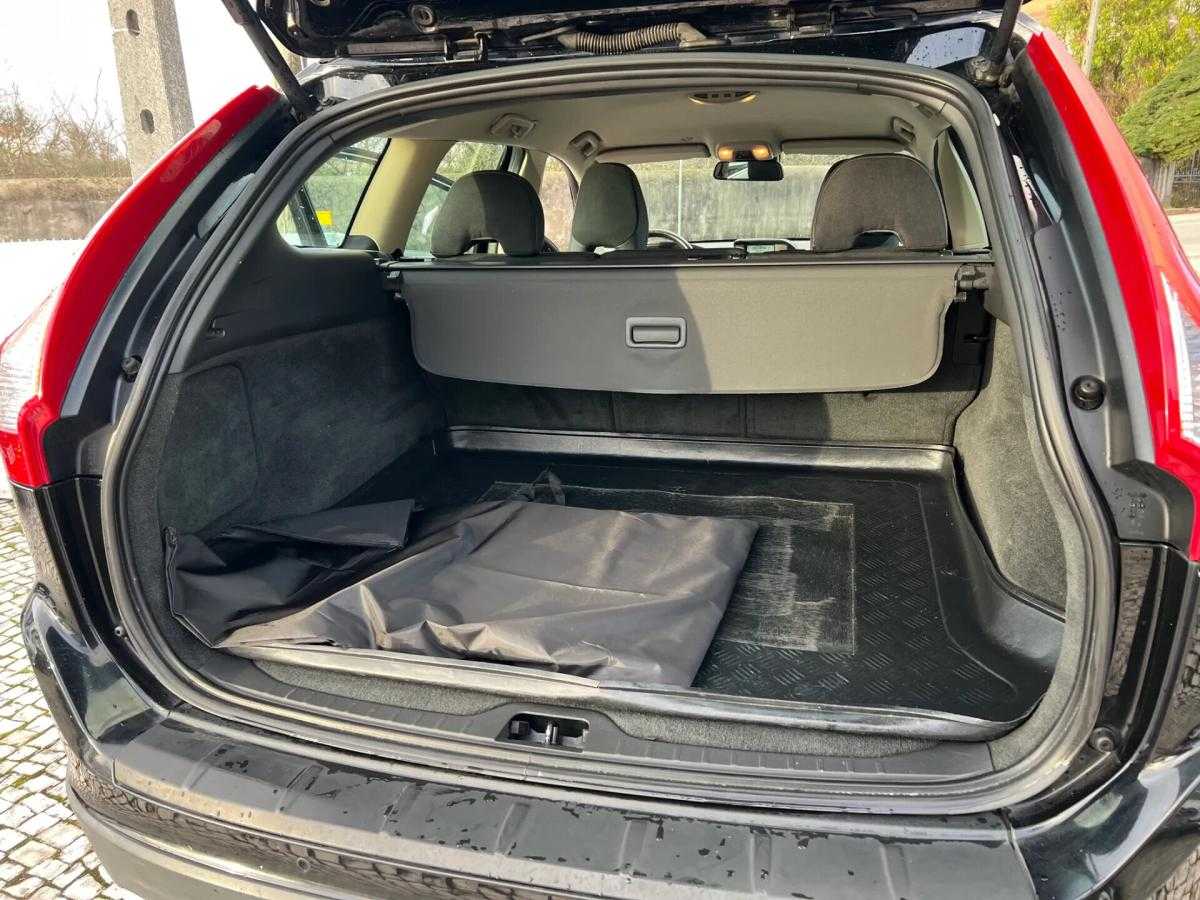 volvo-xc60-2009-diesel-2400cc