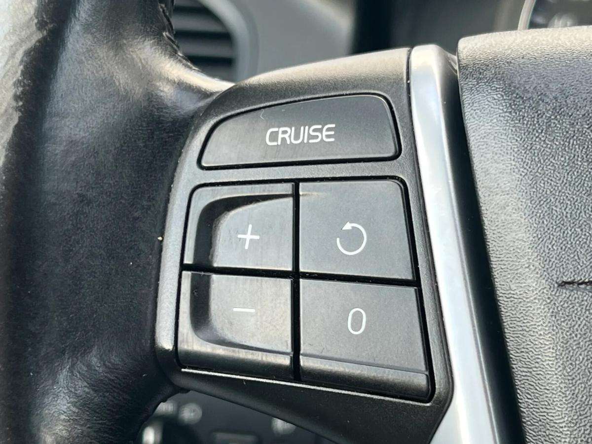 volvo-xc60-2009-diesel-2400cc
